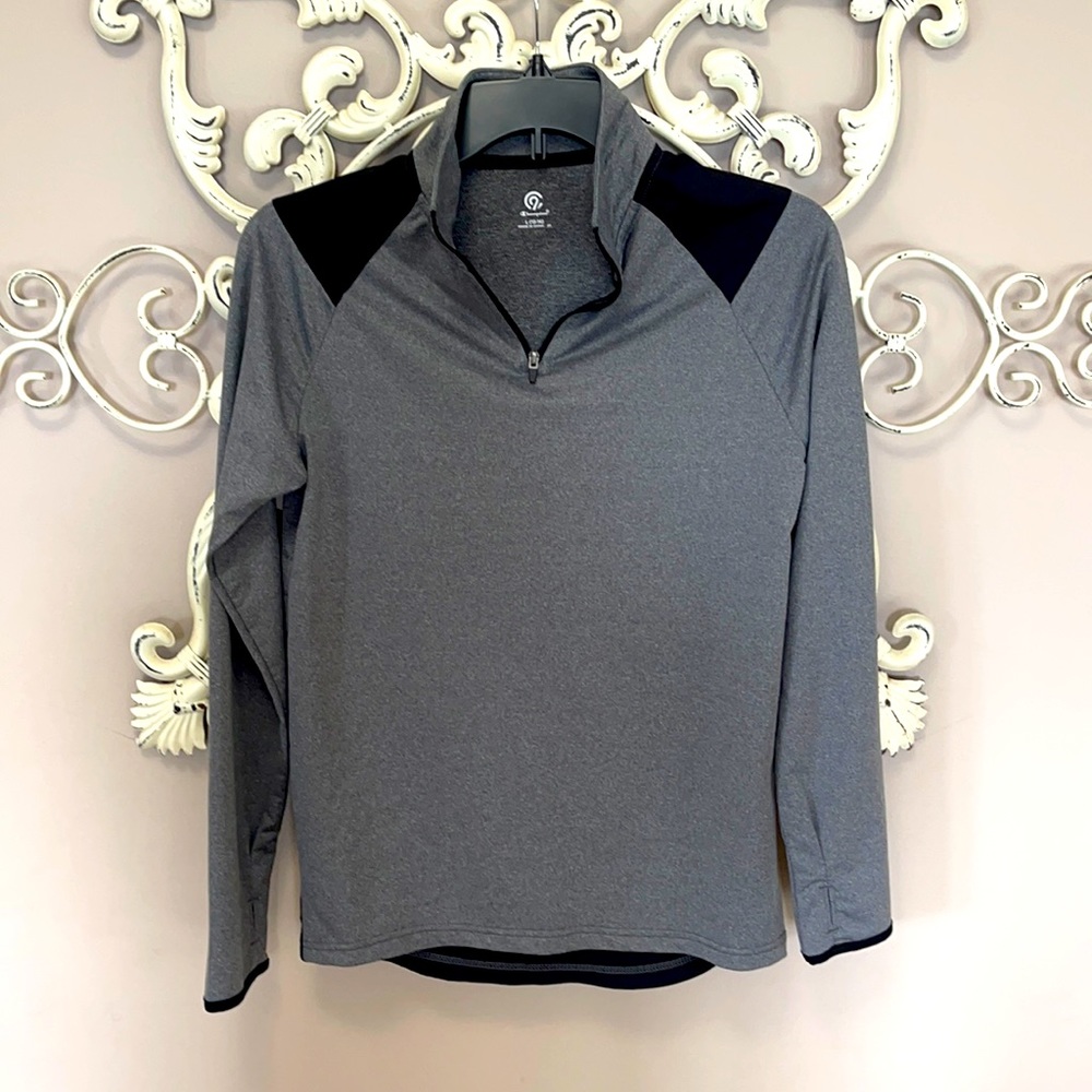 Boys Champion dry fit type pullover